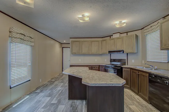 Hillside Mobile Home Park Picture 2