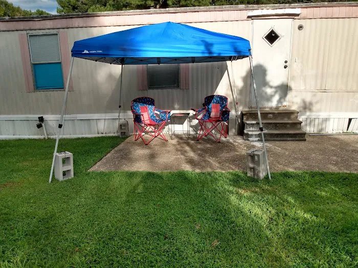 Hillside Mobile Home Park Picture 6