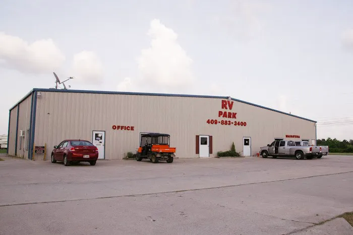 Orange Texas RV Resort Picture 2