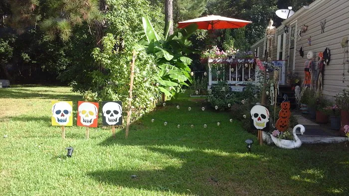 Forest Hollow Mobile Home Community Picture 5