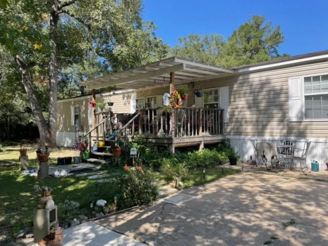 DeerPark Mobile Home and RV Park Picture 7