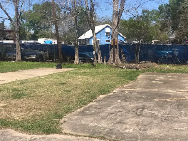 Wenwood Village RV & Mobile Home Park Picture 9