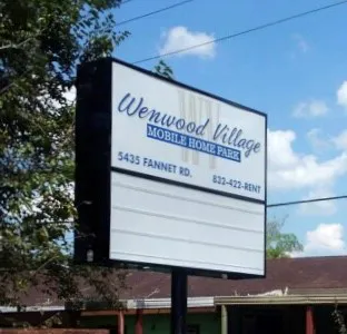 Wenwood Village RV & Mobile Home Park Picture 3