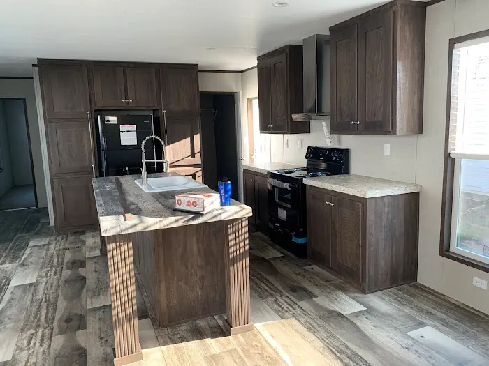 Wenwood Village RV & Mobile Home Park Picture 1