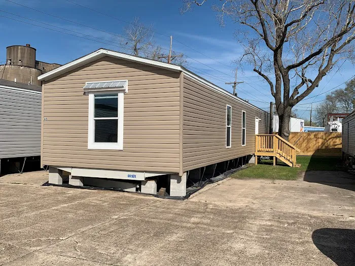 Wenwood Village RV & Mobile Home Park Picture 8