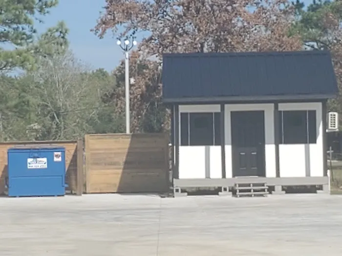 Orangefield RV Park Picture 1