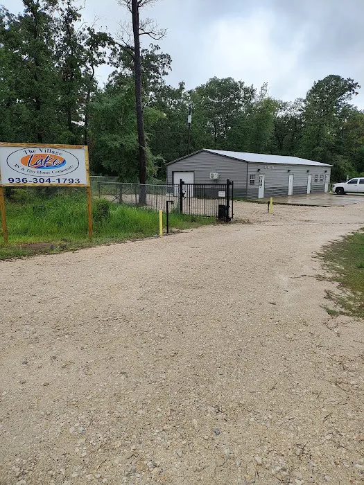The Village at The Lake RV & Tiny Home Community Picture 4