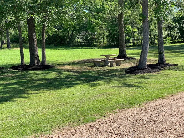 Peaceful Acres RV Park Picture 9