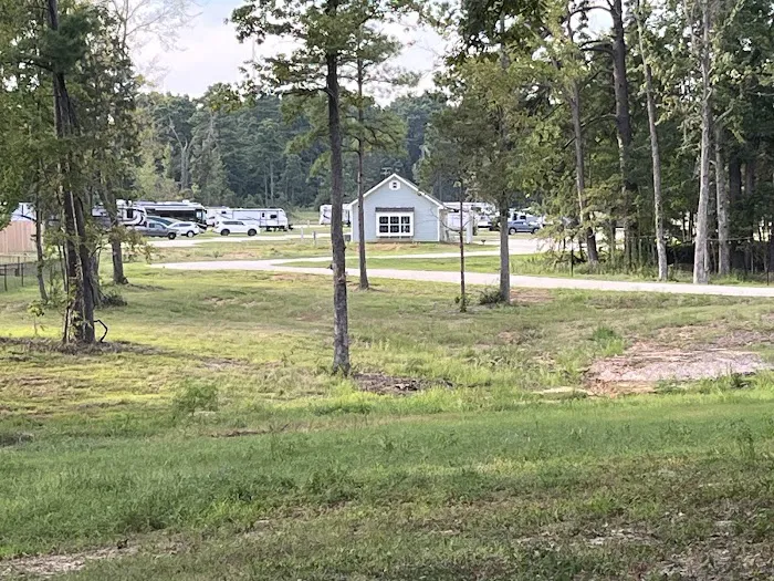 Starrville RV Resort Picture 4