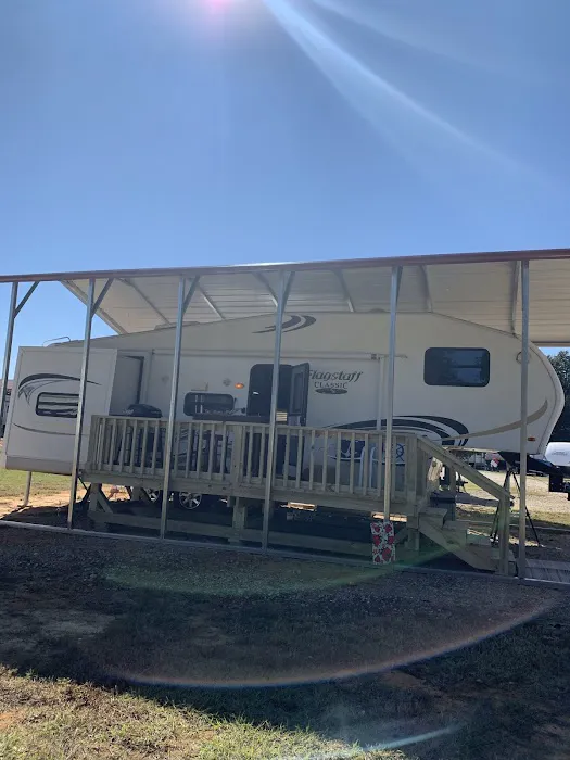 Home Place RV Park Picture 3