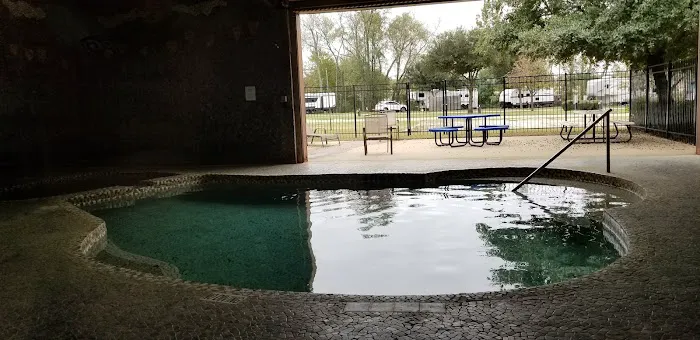 Bushman's RV Park Picture 4