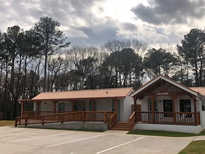 Woodland Creek RV Park Picture 6