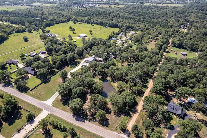 Quiet Oaks RV Park Picture 5