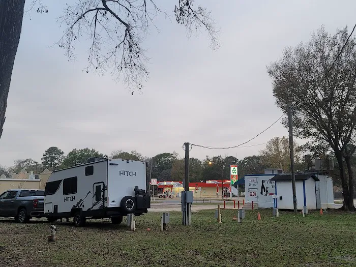 Jefferson Ice Express and RV Park Picture 3