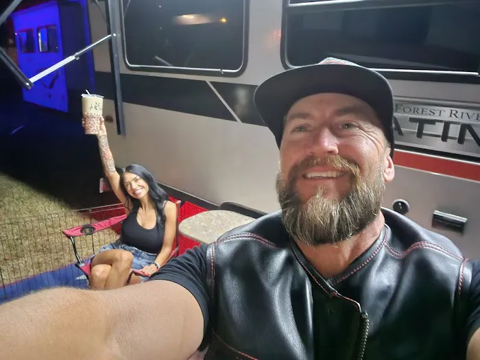 Jefferson Ice Express and RV Park Picture 4