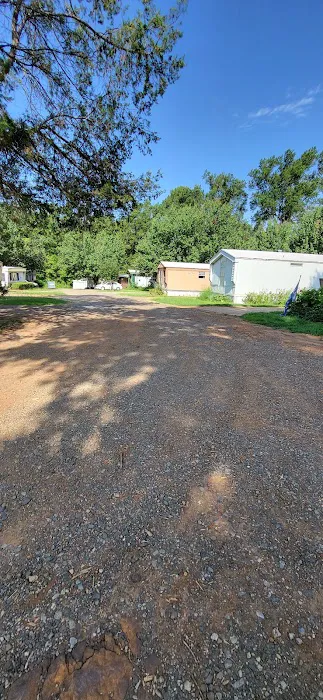 Lakeview Mobile Home Park Picture 1