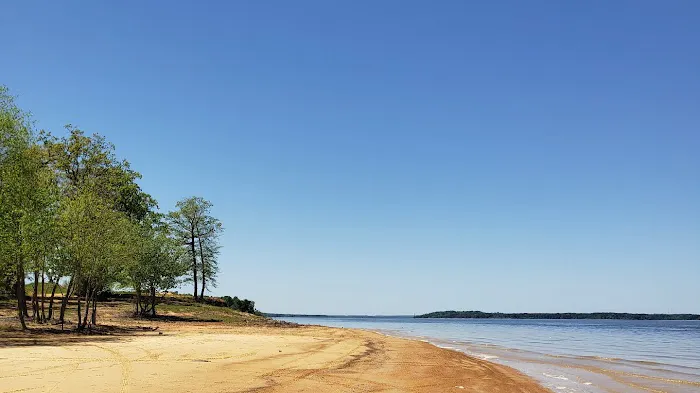 Island View Picture 5