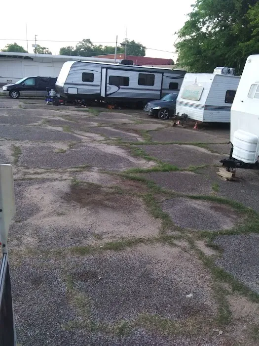 Boom Town RV Park Picture 1