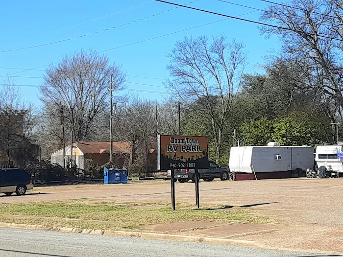 Boom Town RV Park Picture 2