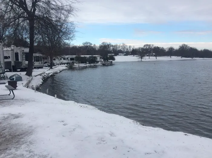 Hidden Lake RV Park Picture 2