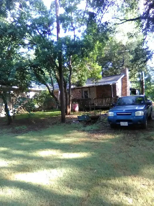 Spring Hill Trailer Park Picture 7