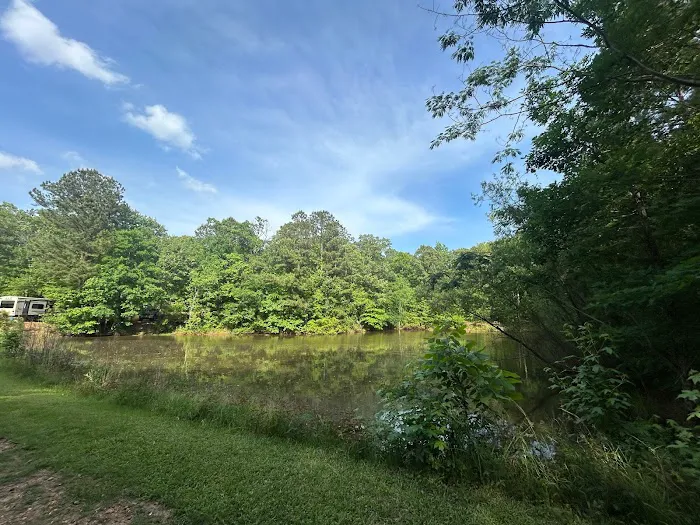 Village Oaks RV Park Picture 1