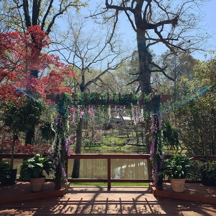 Creekwood Gardens Picture 6