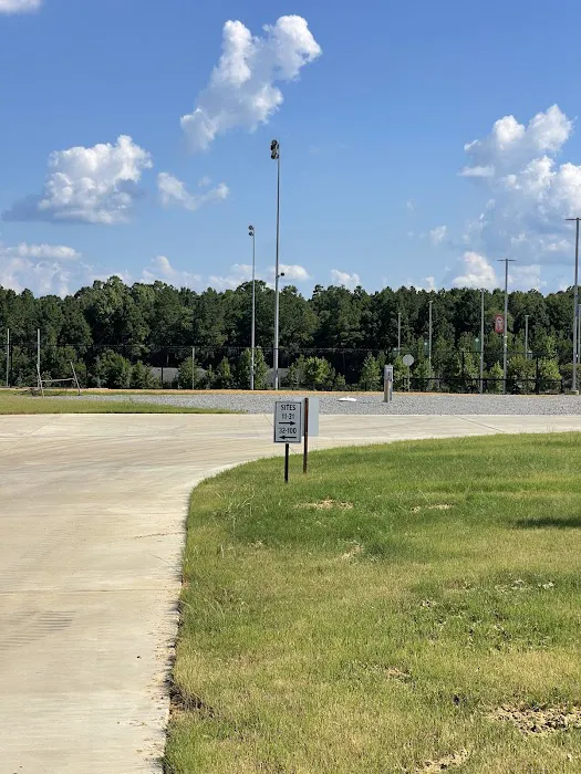 Piney Hills RV Park Picture 6