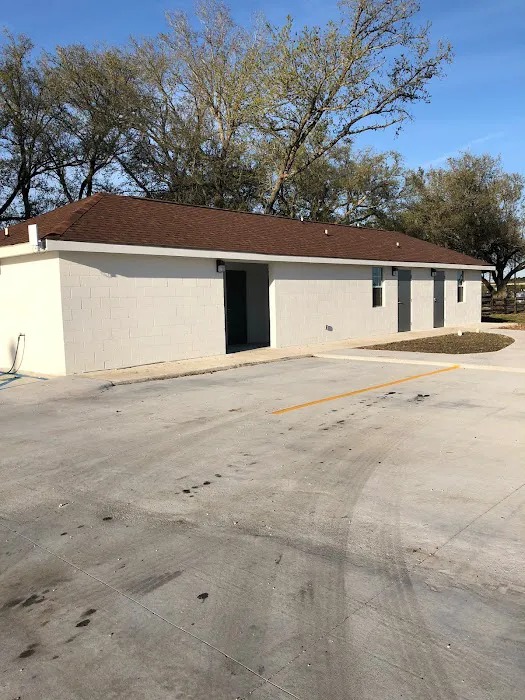 Bender Oaks RV Picture 1