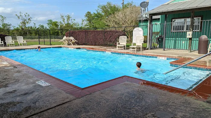 Gulf Coast RV Resort Picture 2