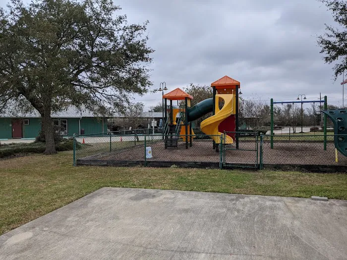 Gulf Coast RV Resort Picture 9