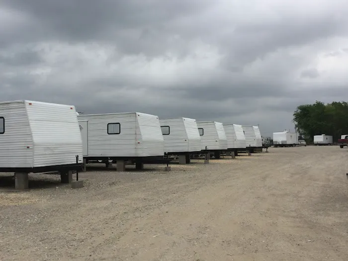 Lucas Gusher RV Park Picture 4