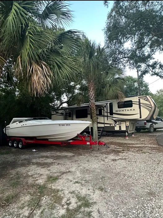 End of the Road RV Park Picture 3