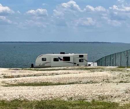 Livingston Lakeside RV