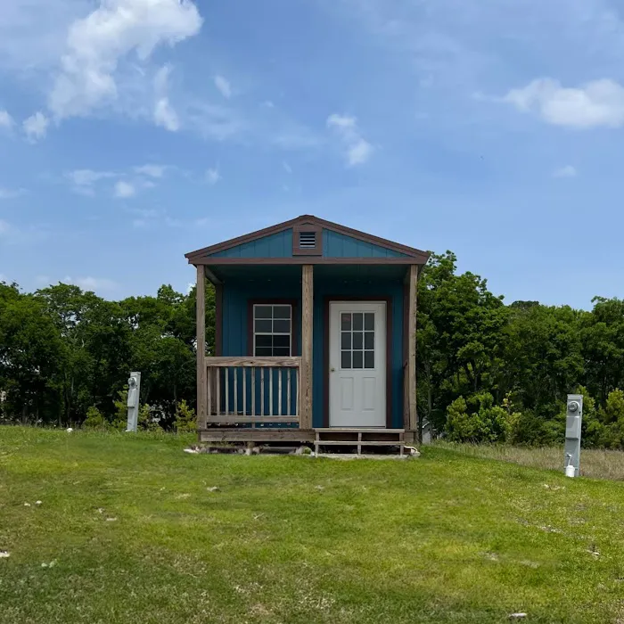 Livingston Lakeside RV Picture 4