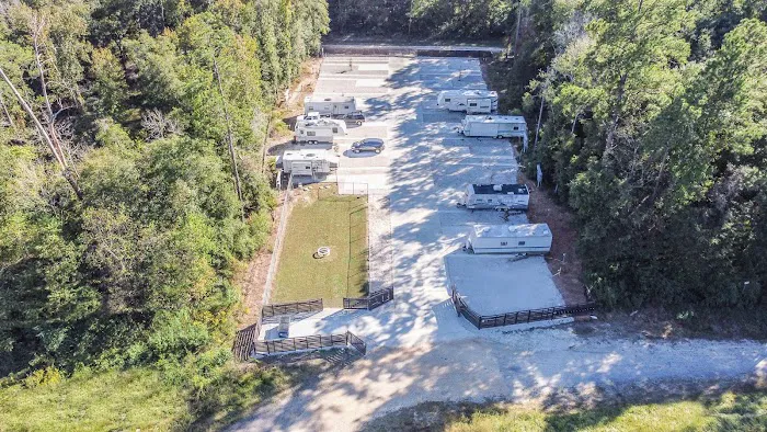 Plum Grove RV Park Picture 2
