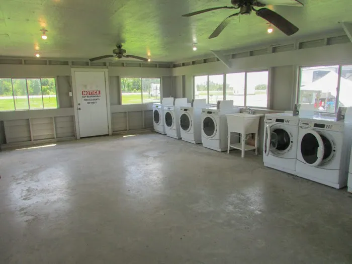 The Hitching Post RV Park Picture 4