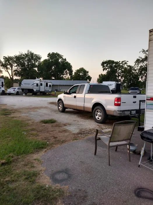 The Hitching Post RV Park Picture 10