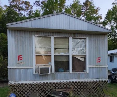 Cleveland Mobile Home and RV Park