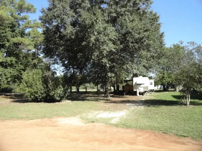 Cleveland Mobile Home and RV Park Picture 6