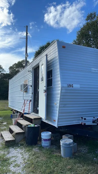 Splendora RV Park Picture 1