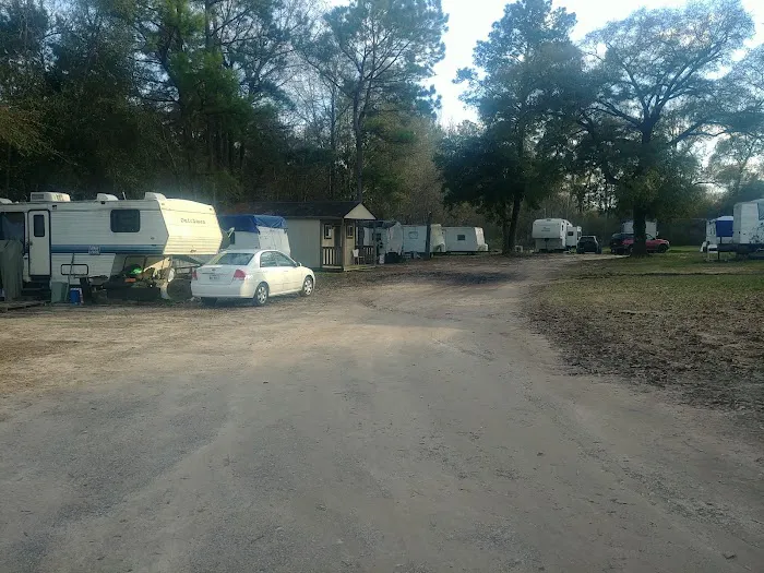 Peach Creek Rv Park Picture 10