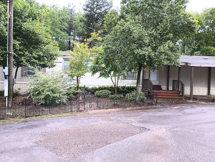 Lake Forest Mobile Home & RV Picture 3