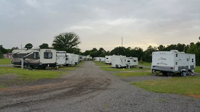 South Tyler RV Park Picture 1
