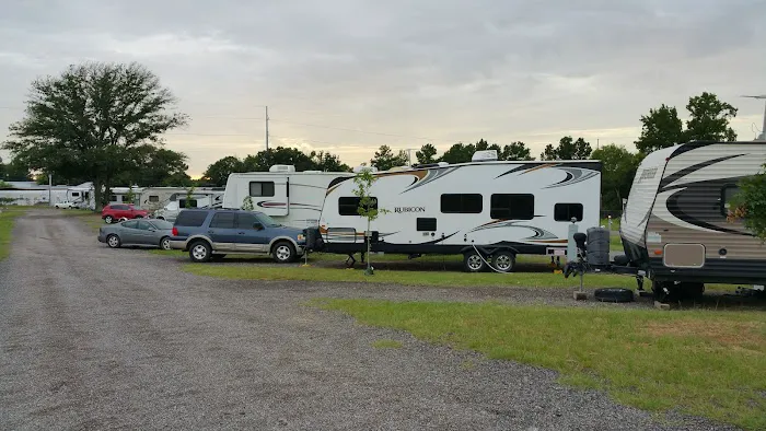 South Tyler RV Park Picture 3