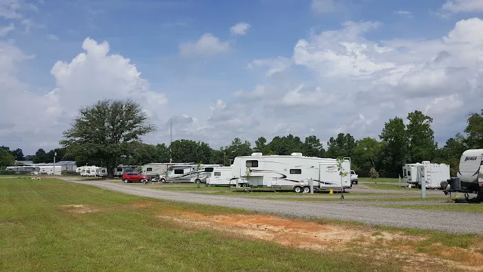 South Tyler RV Park Picture 10