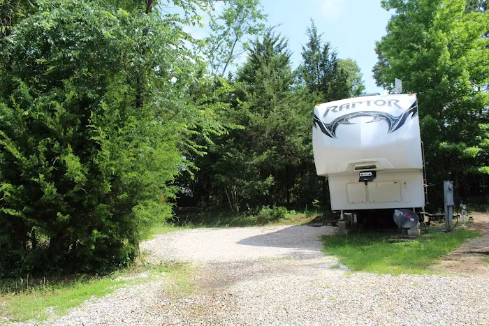 Walnut Pond RV Park Picture 8