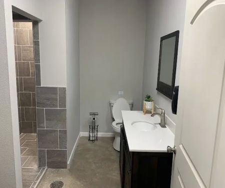 Rockin'-E RV Park & Storage