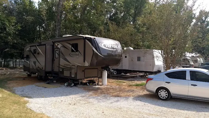 Noonday RV Park Picture 2