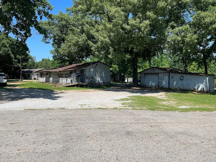Highway 155 RV Park Picture 3